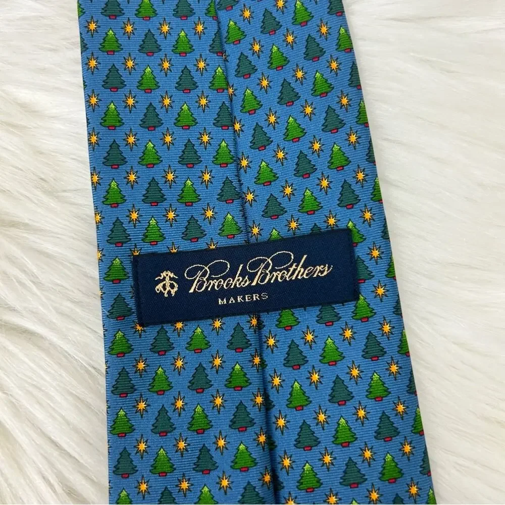 Brooks Brothers Men’s Silk Christmas Tree Print Tie